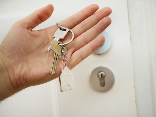 https://EvanDevorace.StopRentingStartOwning.com